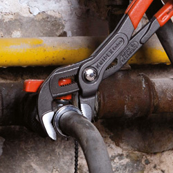 Cobra ES Water Pump Pliers extra-slim