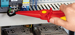 Insulated Pliers / Clamps of plastic